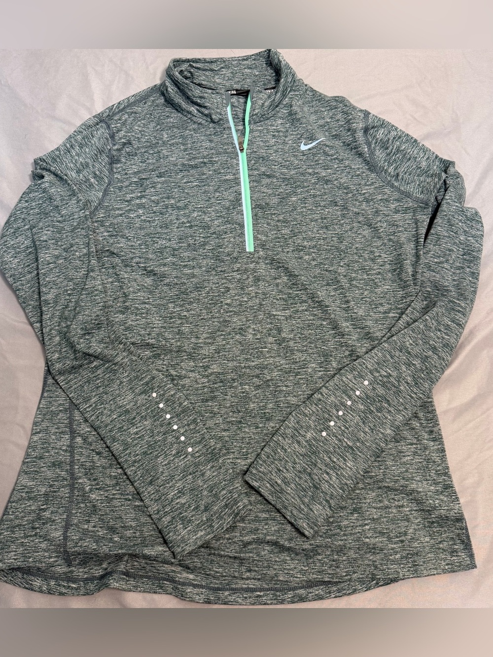 Nike Heathered Green Quarter-Zip Pullover with Mint Zip and Reflective Large